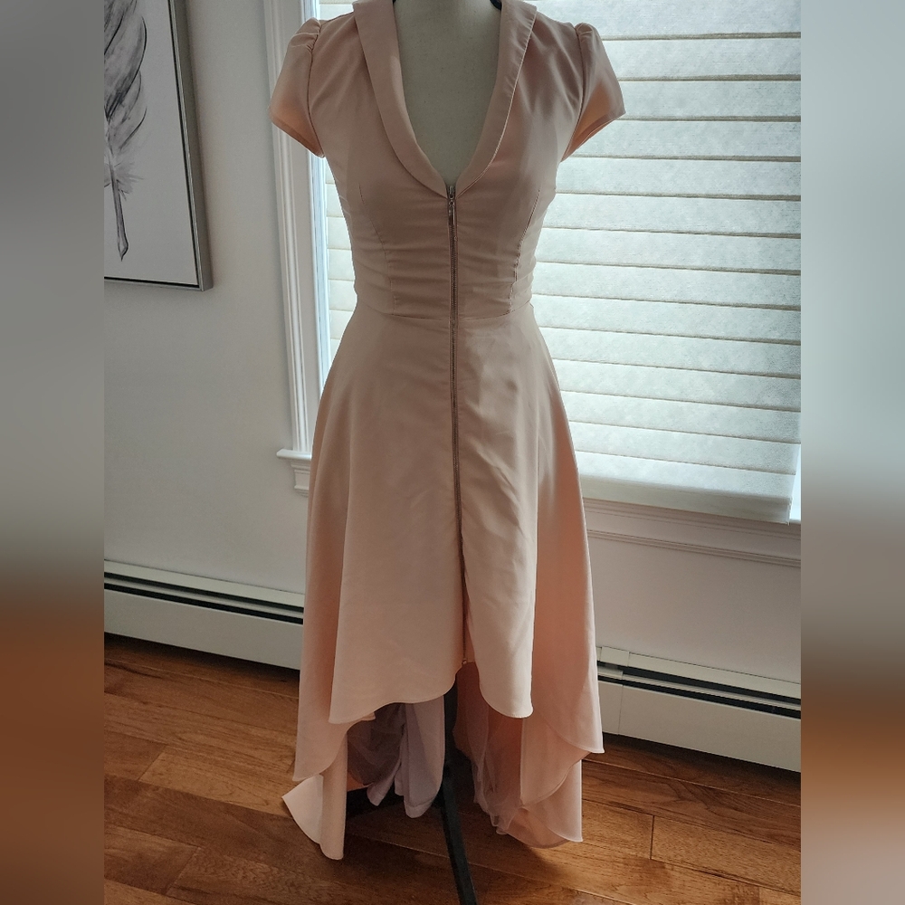 Dress - Picture 3 of 4
